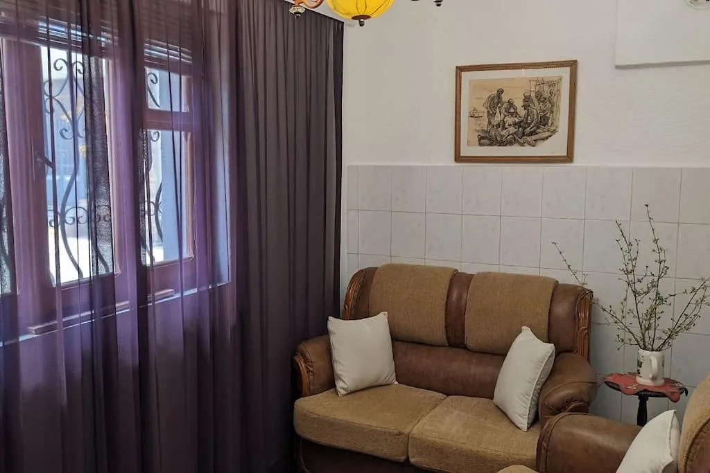 Typical Pogradec House Villa Holiday home